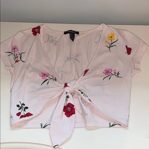 Forever21 tie front cropped top